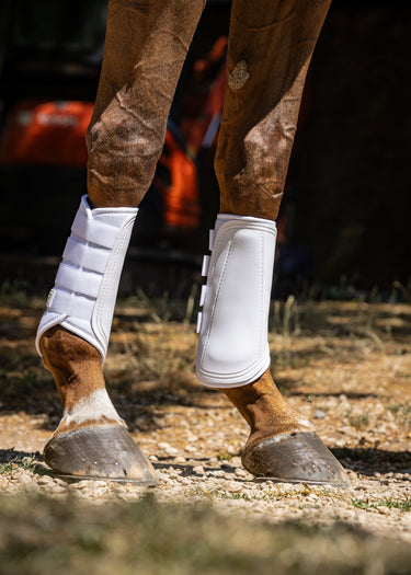 Single Lock Brushing Boot | White