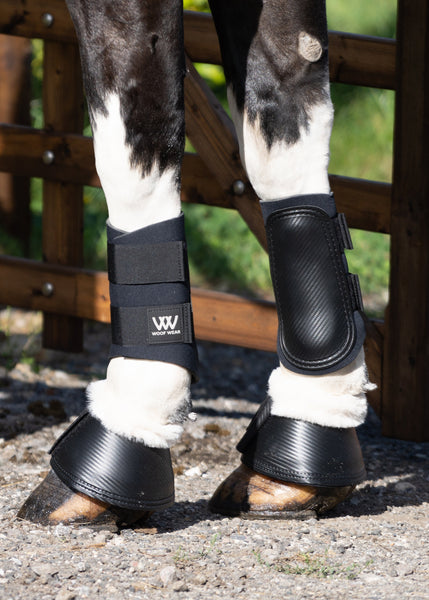 Bottes De Soin Woof Wear Pour Cheval – Bordeaux/noir Bottes De Soin Woof Wear Pour Cheval – Bordeaux/noir
